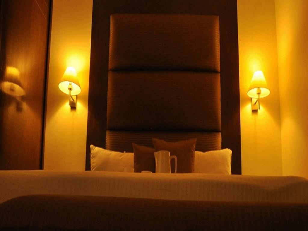 The Gopinivas Grand Hotel Kanjakumari Szoba fotó