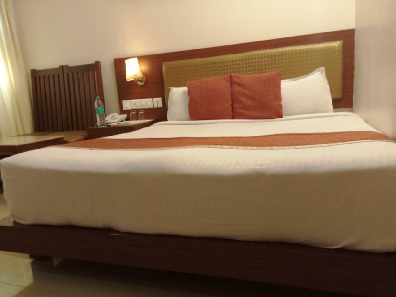The Gopinivas Grand Hotel Kanjakumari Kültér fotó